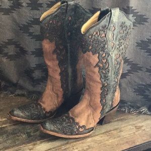 Beautiful Corral Cowboy Boots